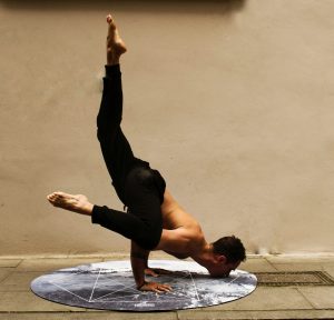 varicocele-yoga